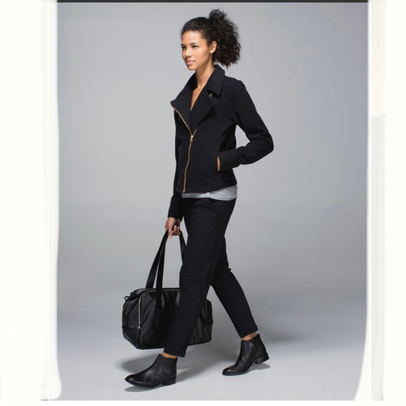 NWT Lululemon Lab Shadow Jacket 4 Black - Picture 3 of 9